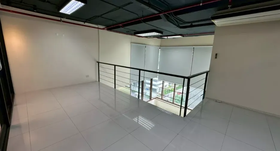 Büro zur Miete in Khlong Toei, Bangkok