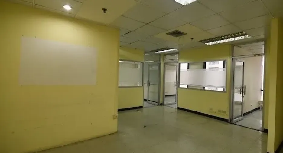 Аренда офис в Щаттхана, Бангкок