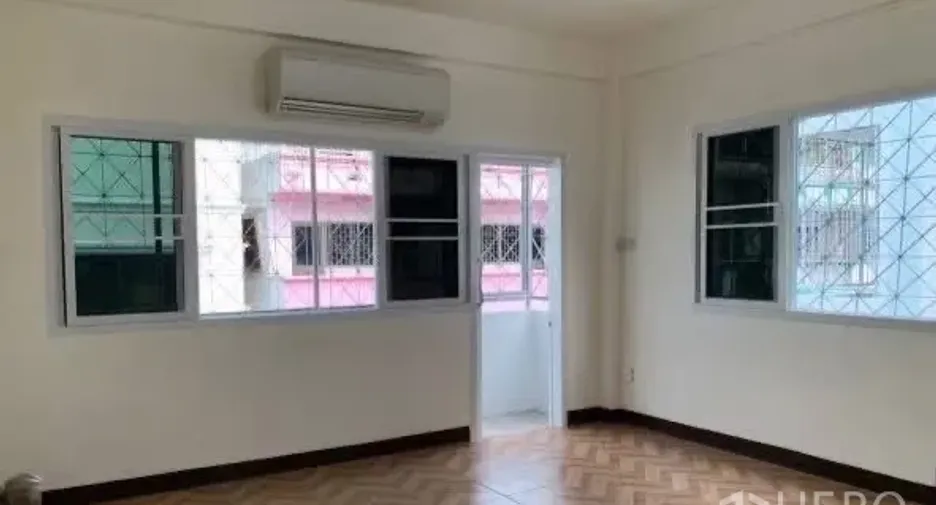 For rent 5 bedrooms office in Sathon, Bangkok