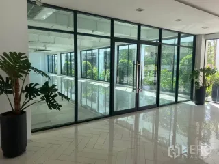 ให้เช่า ออฟฟิศ ใน คลองเตย, กรุงเทพฯ