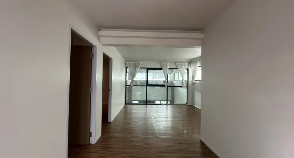For rent office in Khlong Toei, Bangkok