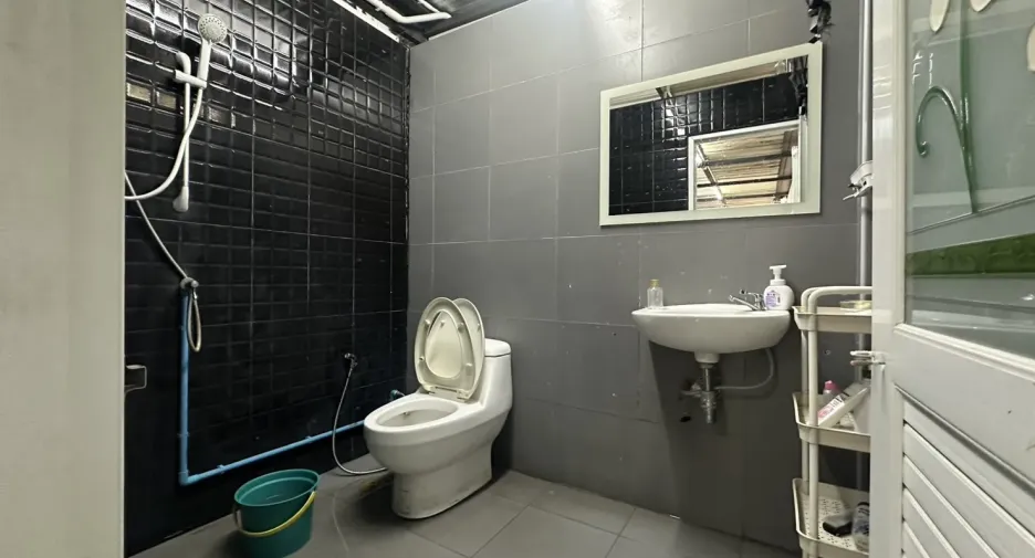 For rent office in Khlong Toei, Bangkok