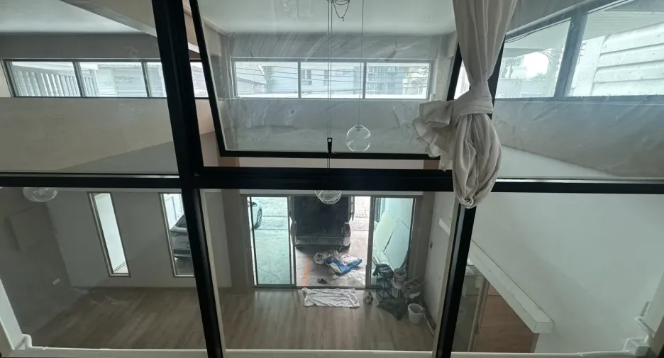 For rent office in Khlong Toei, Bangkok