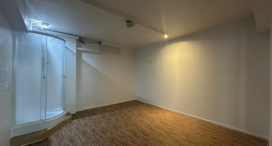 For rent office in Khlong Toei, Bangkok