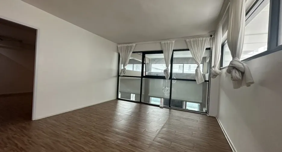 For rent office in Khlong Toei, Bangkok