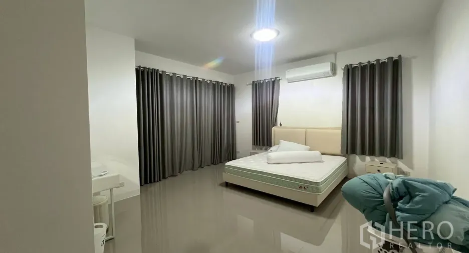 For rent office in Wang Thonglang, Bangkok