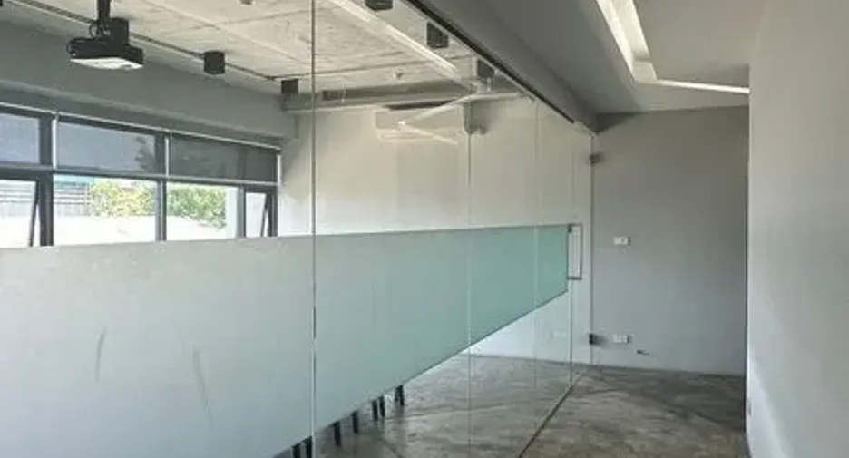 出租 和 出售 3 卧室 办公室 在 Suan Luang, 曼谷
