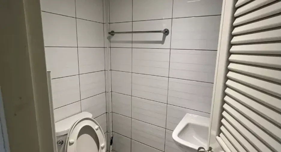 Büro zur Miete und zum Kauf mit 4 Zimmer in Phra Khanong, Bangkok