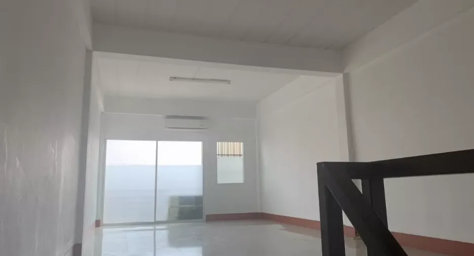For rent office in Lat Krabang, Bangkok