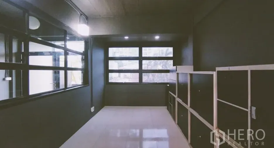 For rent office in Chatuchak, Bangkok