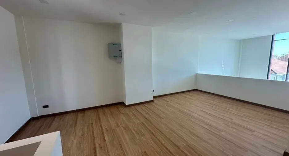 For rent 3 bedrooms office in Lat Phrao, Bangkok