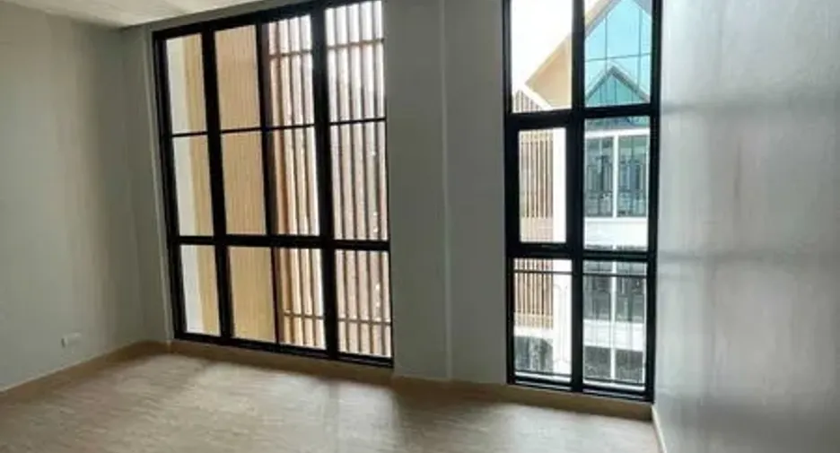For rent office in Bang Kapi, Bangkok