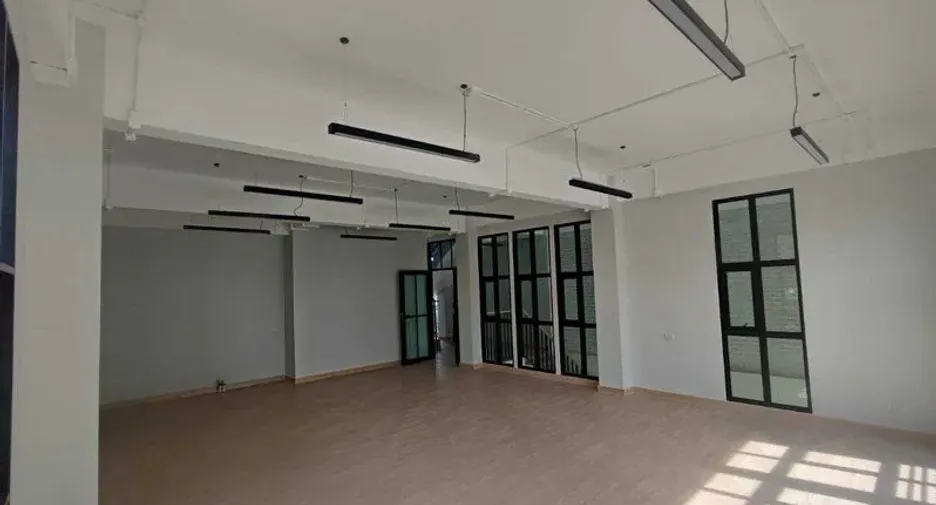 For rent office in Bang Kapi, Bangkok