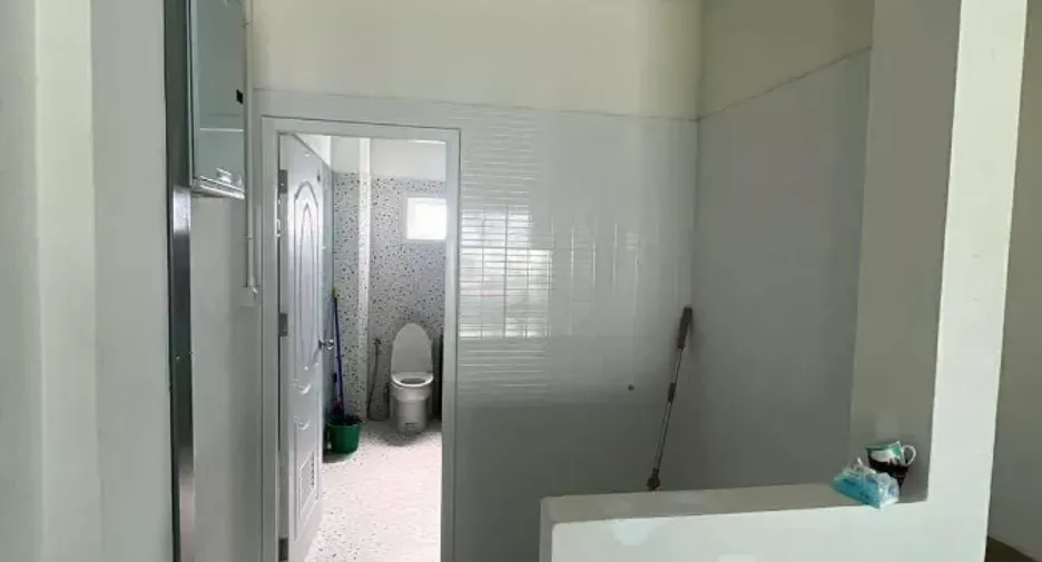 For rent 9 bedrooms office in Prawet, Bangkok