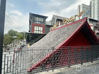 For rent 4 bedrooms office in Pathum Wan, Bangkok