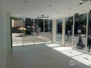 ให้เช่า พื้นที่ค้าปลีก ใน วัฒนา, กรุงเทพฯ