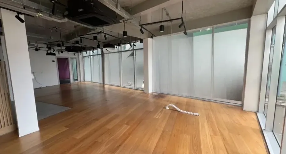 For rent retail Space in Watthana, Bangkok