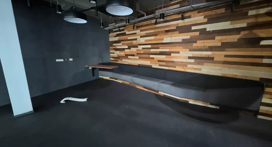 For rent retail Space in Watthana, Bangkok