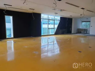 For rent retail Space in Khlong Toei, Bangkok
