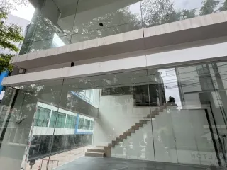 For rent retail Space in Khlong Toei, Bangkok