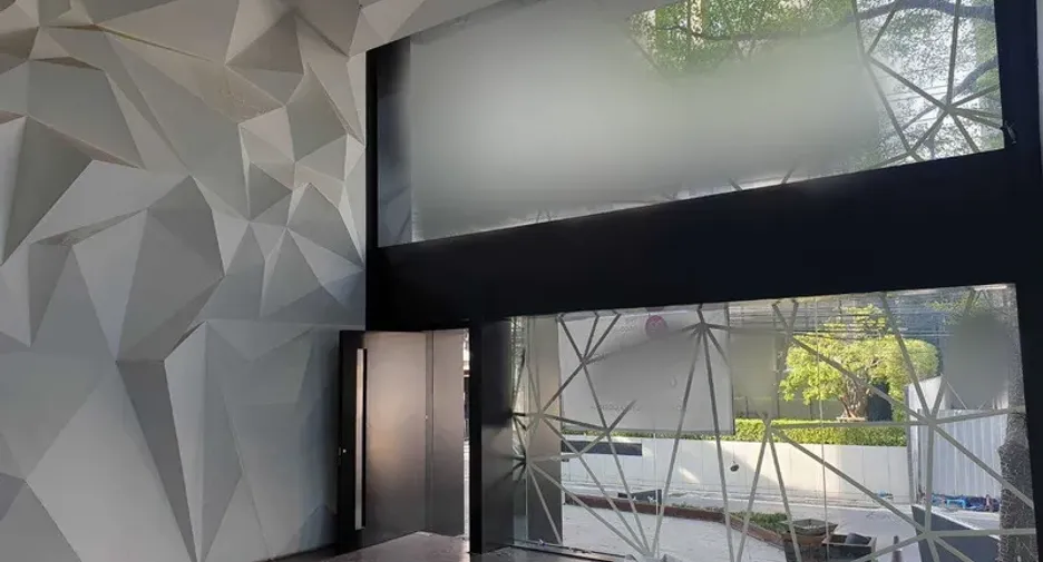 For rent retail Space in Watthana, Bangkok