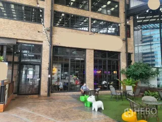 出租 商业空间 在 Khlong Toei, 曼谷