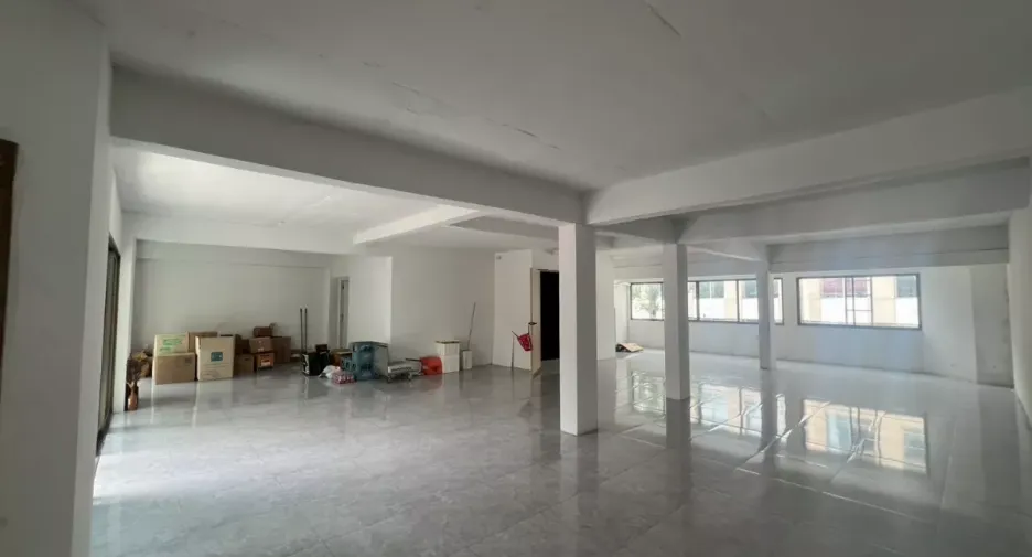 For rent retail Space in Pathum Wan, Bangkok