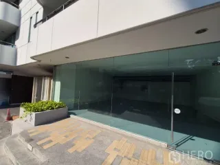 For rent retail Space in Watthana, Bangkok