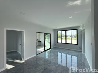 For sale 4 bedrooms villa in Mueang Chiang Mai, Chiang Mai