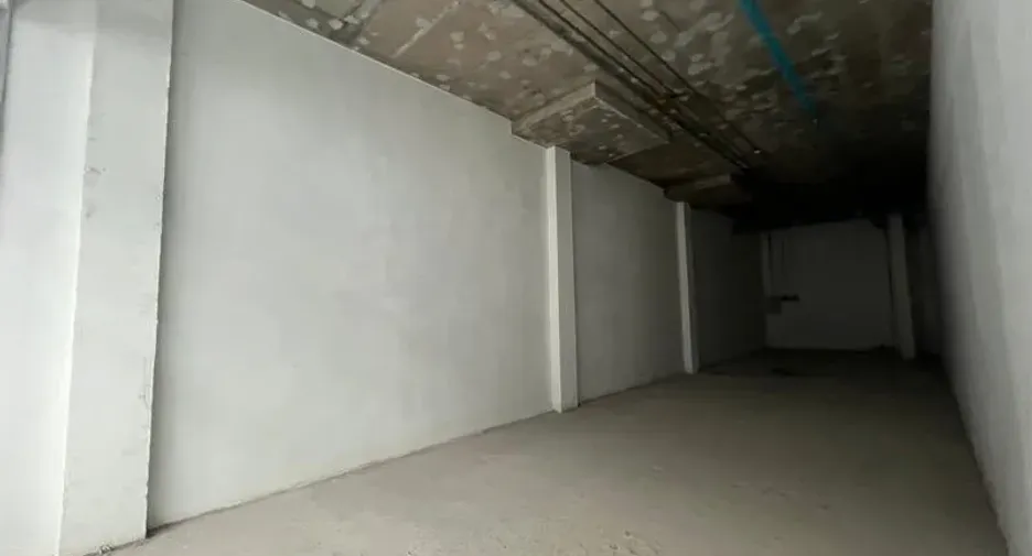 For rent retail Space in Khlong Toei, Bangkok