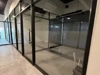 Аренда торговое помещение в Щаттхана, Бангкок
