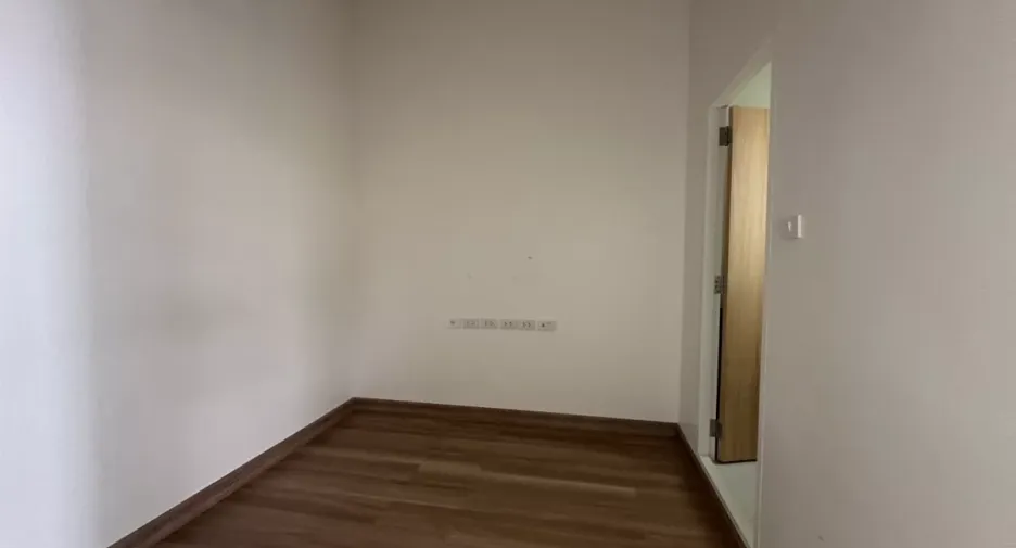For rent retail Space in Phra Khanong, Bangkok
