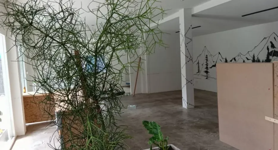 For rent retail Space in Huai Khwang, Bangkok