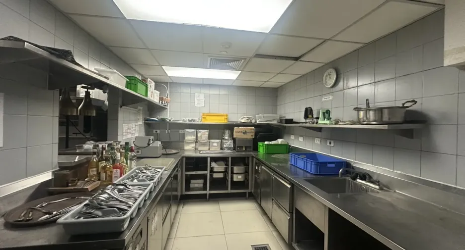 For rent retail Space in Khlong Toei, Bangkok