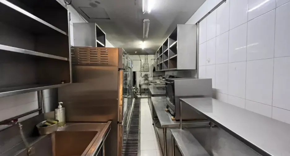 Gewerbefläche zur Miete in Watthana, Bangkok