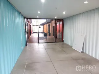 出租 商业空间 在 Khlong Toei, 曼谷
