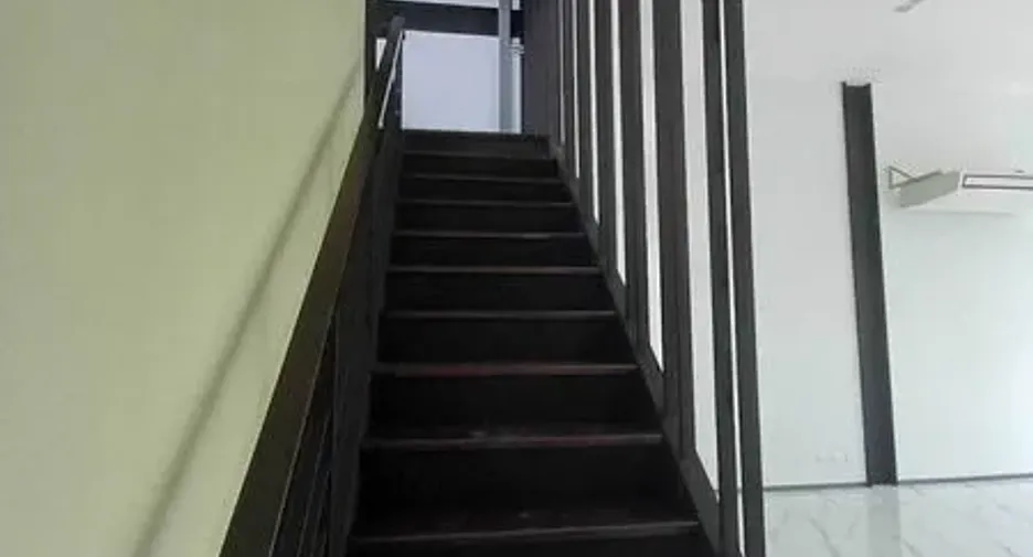 For rent retail Space in Khlong Toei, Bangkok