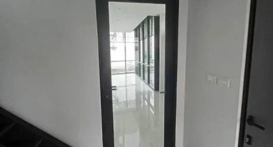 For rent retail Space in Khlong Toei, Bangkok