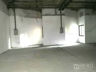 出租 商业空间 在 Watthana, 曼谷