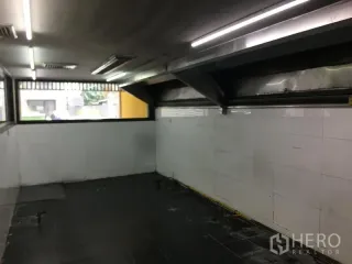 For rent retail Space in Watthana, Bangkok