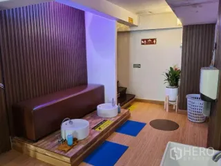 For rent retail Space in Watthana, Bangkok