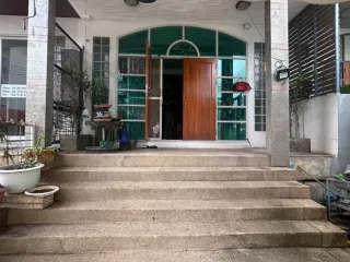 Gewerbefläche zur Miete in Watthana, Bangkok