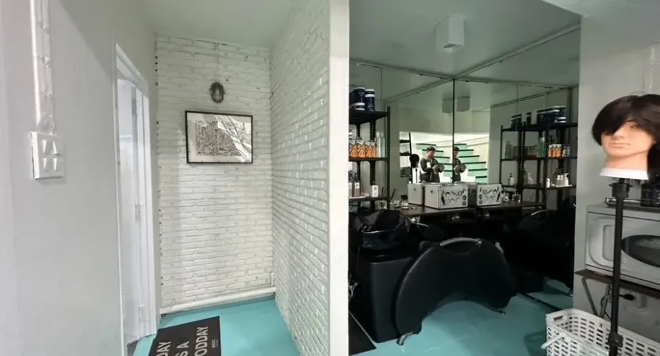 For sale retail Space in Watthana, Bangkok