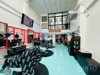 出售 商业空间 在 Watthana, 曼谷