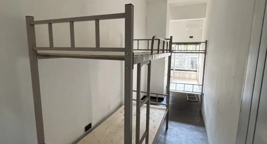 For rent 4 bedrooms retail Space in Watthana, Bangkok