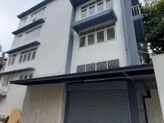 出租 商业空间 在 Khlong Toei, 曼谷