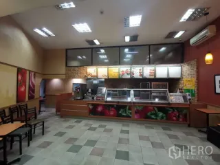 ให้เช่า พื้นที่ค้าปลีก ใน วัฒนา, กรุงเทพฯ