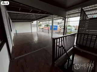 出租 和 出售 商业空间 在 Khlong Toei, 曼谷