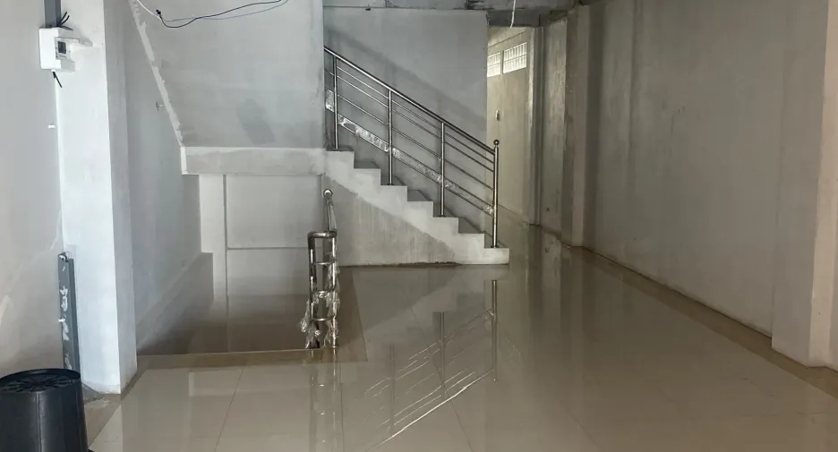 For rent retail Space in Suan Luang, Bangkok