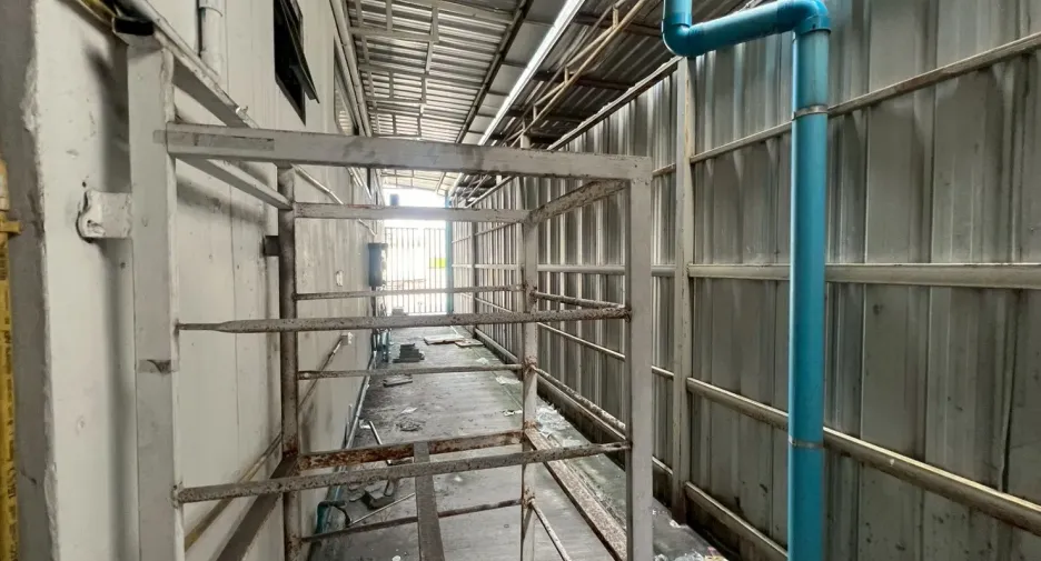 For rent retail Space in Huai Khwang, Bangkok
